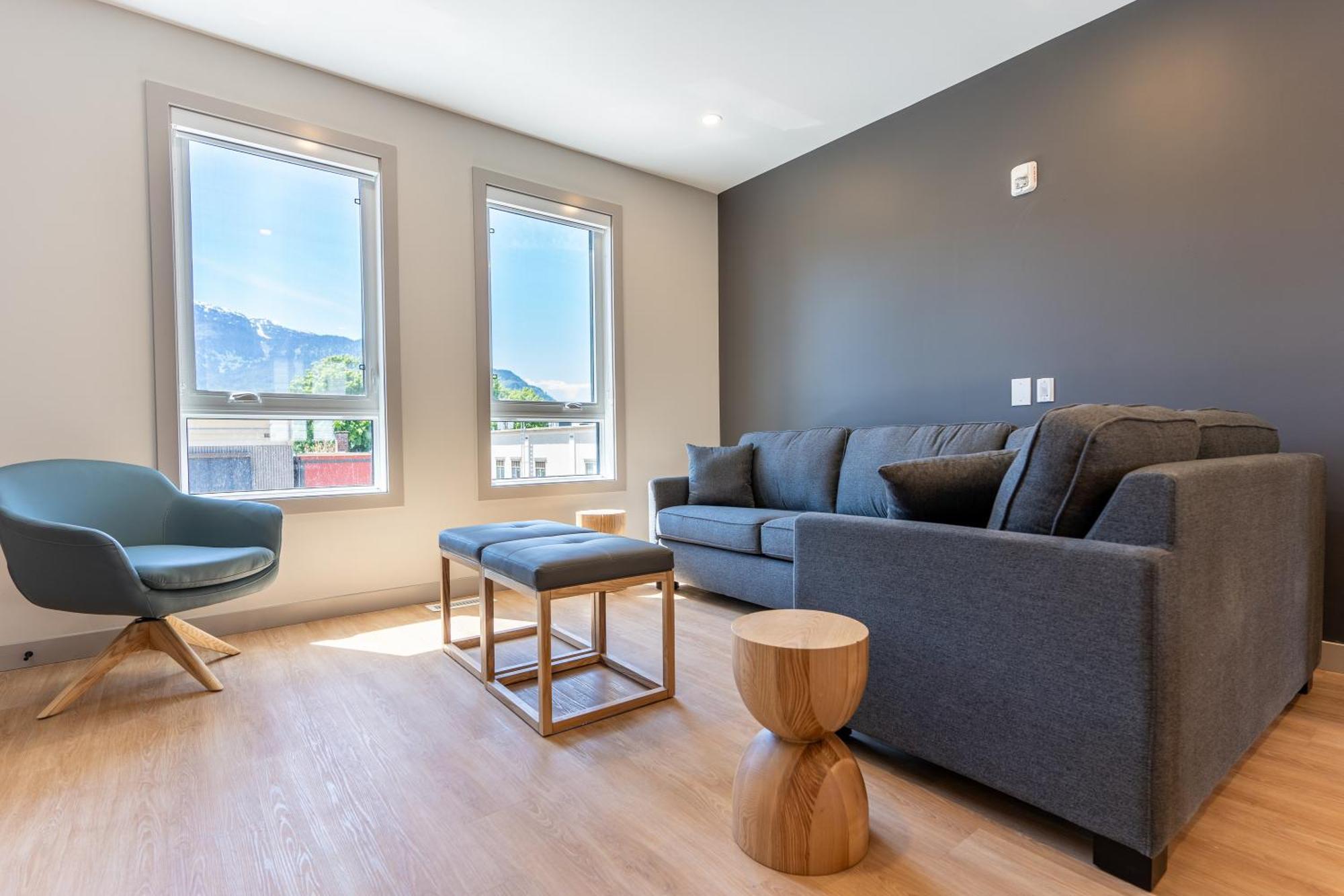 Basecamp Suites Revelstoke Exterior photo